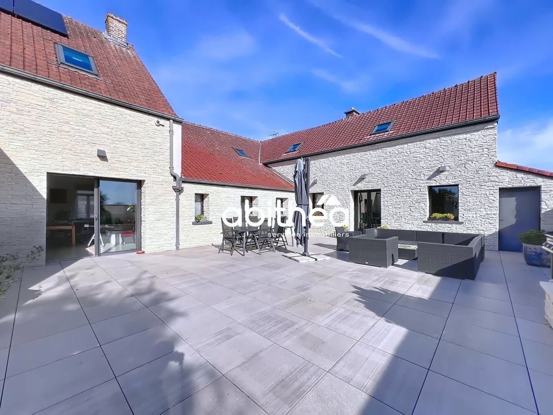 Estate in Estreux, Hauts-de-France, France 3 - 17140194