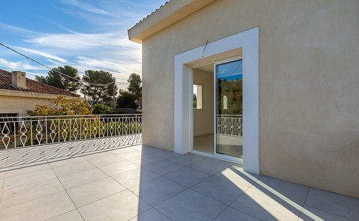 Apartment in Bouc-Bel-Air, Provence-Alpes-Côte d'Azur, France 1