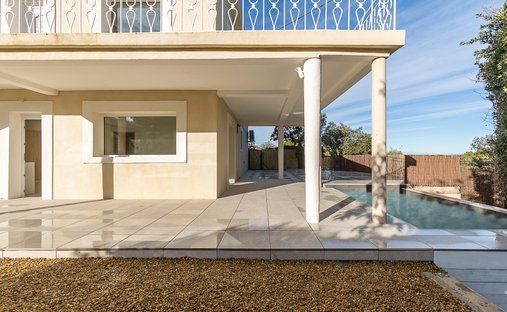 Apartment in Bouc-Bel-Air, Provence-Alpes-Côte d'Azur, France 1