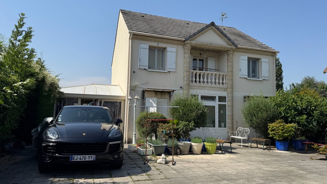 House in Boissy-Saint-Leger, Ile-de-France, France 1 - 17140868