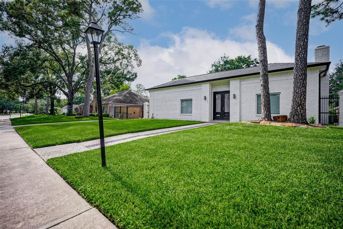 House in Houston, Texas, United States 3 - 17142340
