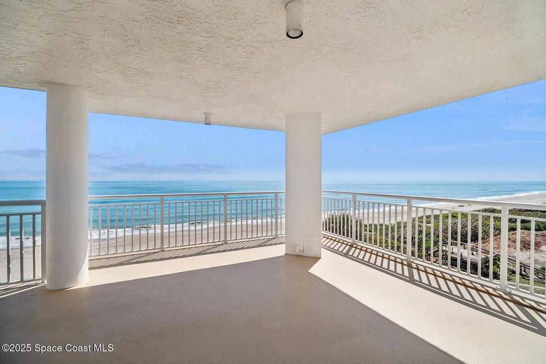 Condo in Indialantic, Florida, United States 1 - 17141513