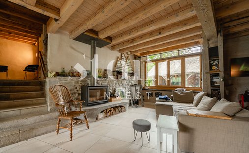 Villa in Naves-Parmelan, Auvergne-Rhône-Alpes, France 1