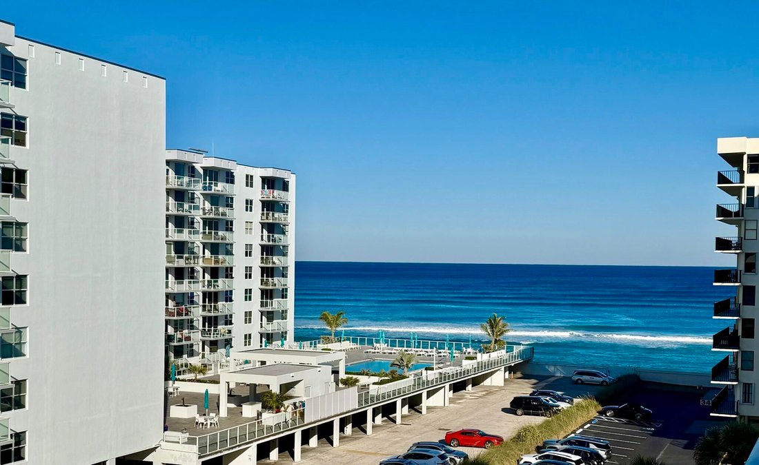 Condo in Palm Beach, Florida, United States 3 - 17135996