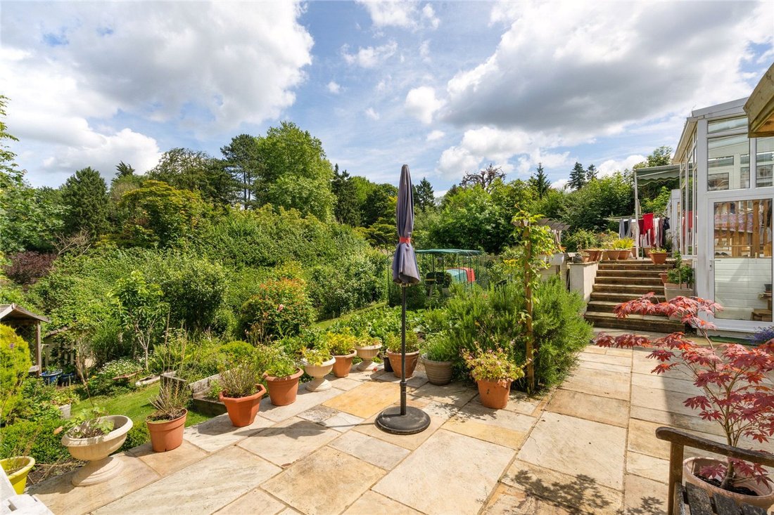 Bungalow in Woldingham, England 3 - 13586561