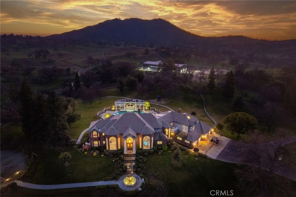 House in Clovis, California, United States 1 - 17142047