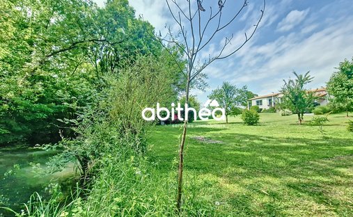 House in Avy, Nouvelle-Aquitaine, France 1
