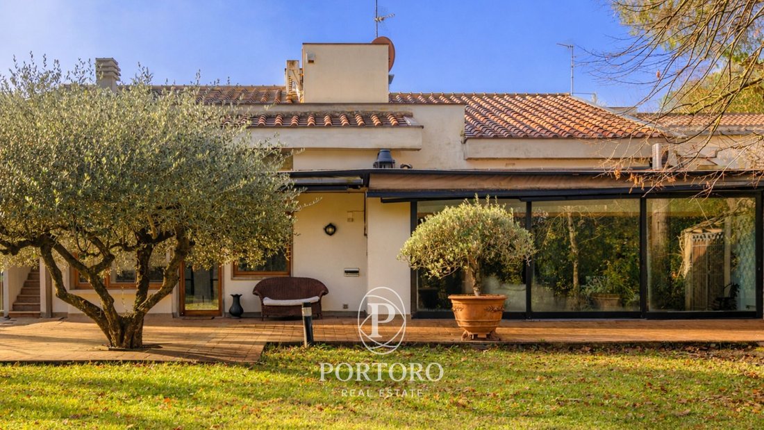 Villa in Center, Florence, Tuscany 3 - 17144832