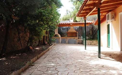 House in Melissi Community, Xylokastro, Greece 1