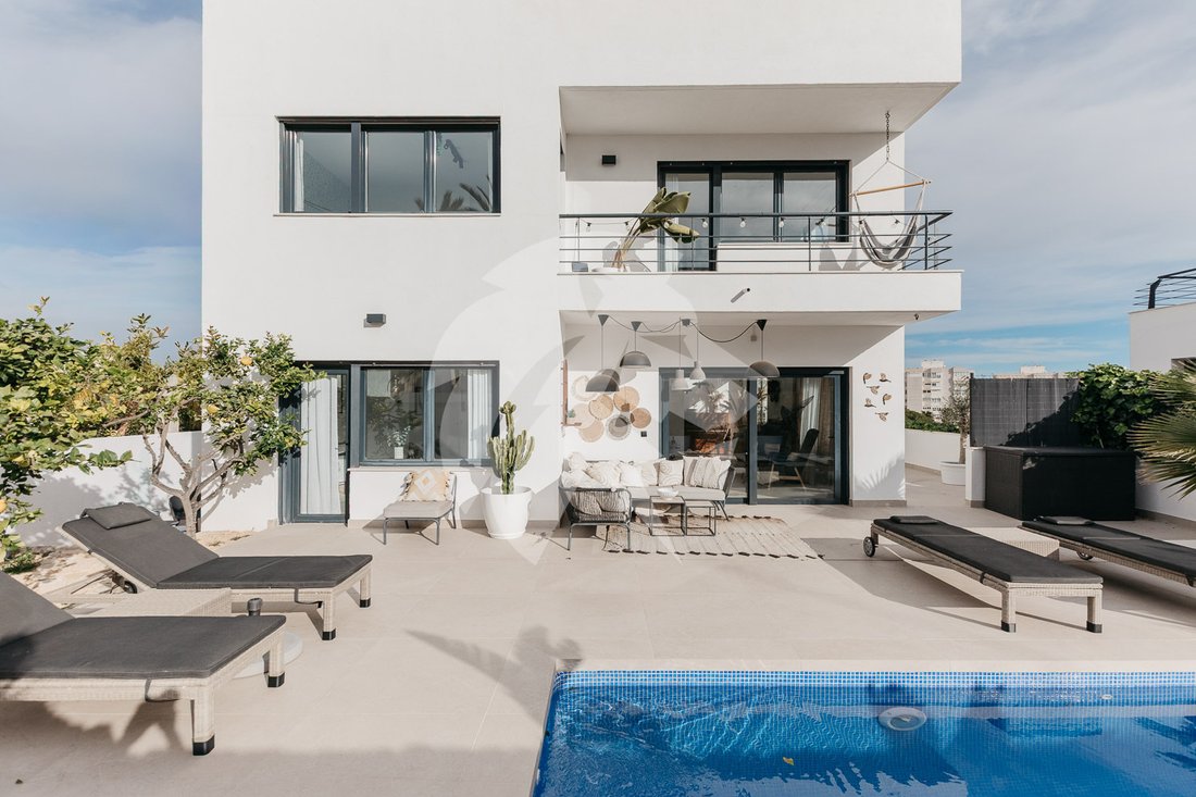 Chalet in Alicante, Valencian Community, Spain 2 - 17145758