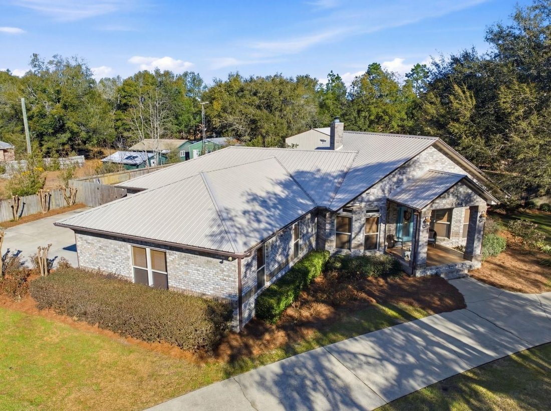 House in Milton, Florida, United States 1 - 17145101