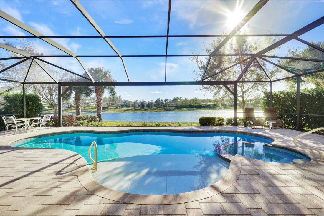 House in Miromar Lakes, Florida, United States 1 - 17145089