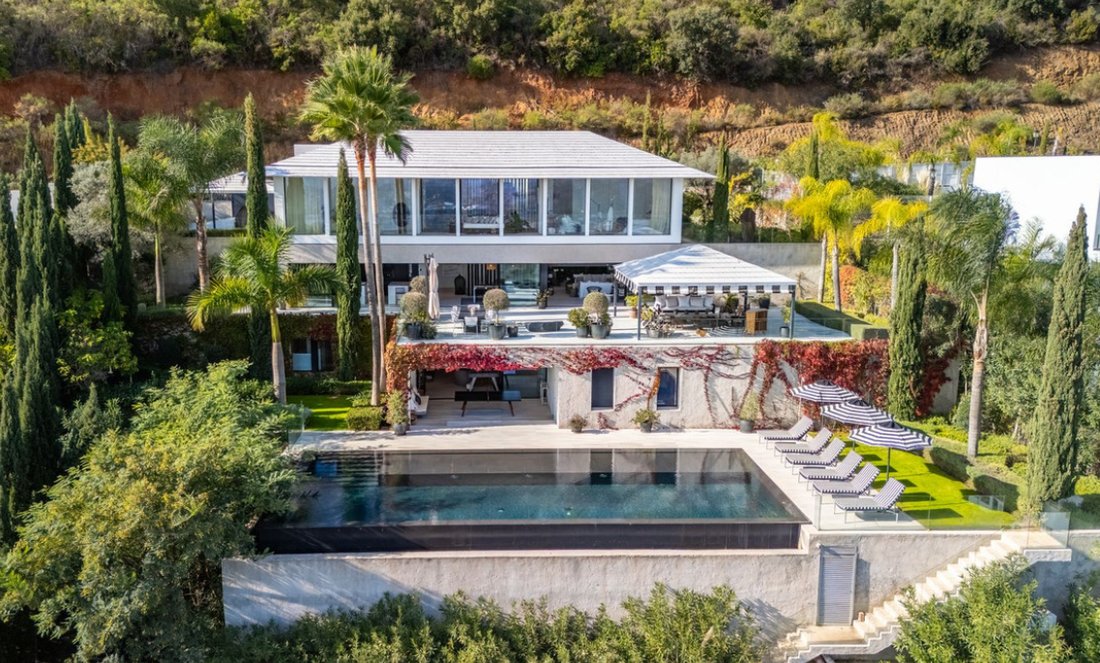 Villa in Marbella, Andalusia, Spain 2 - 17144501