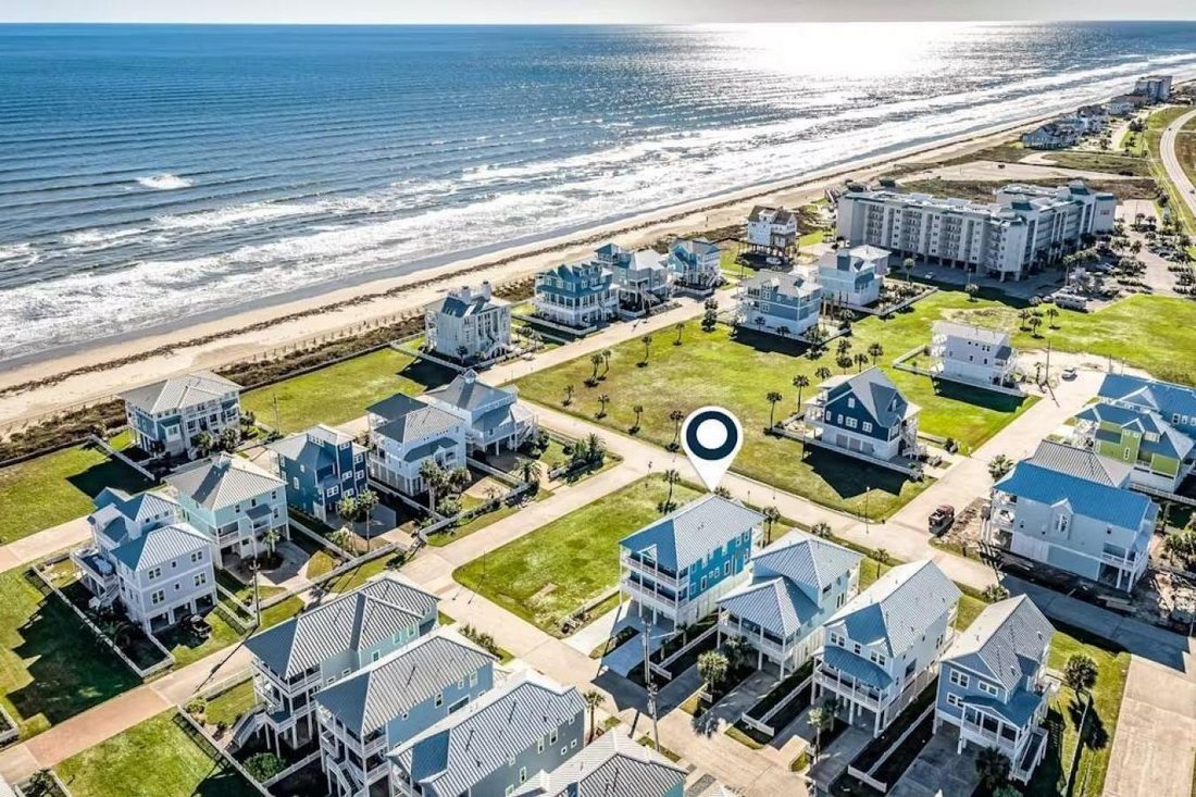 House in Galveston, Texas, United States 5 - 17145115