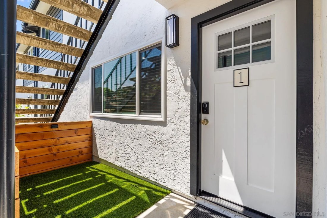 San Diego, California, United States 4 - 17144335