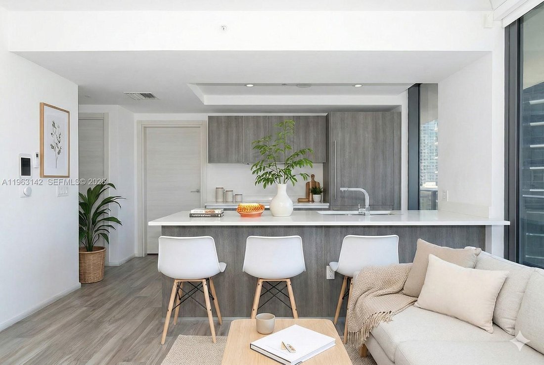 Condo in Miami, Florida, United States 5 - 17142134