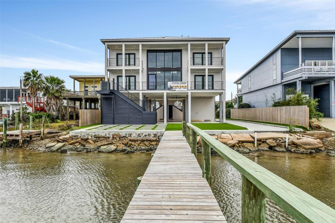 House in Galveston, Texas, United States 1 - 17145116
