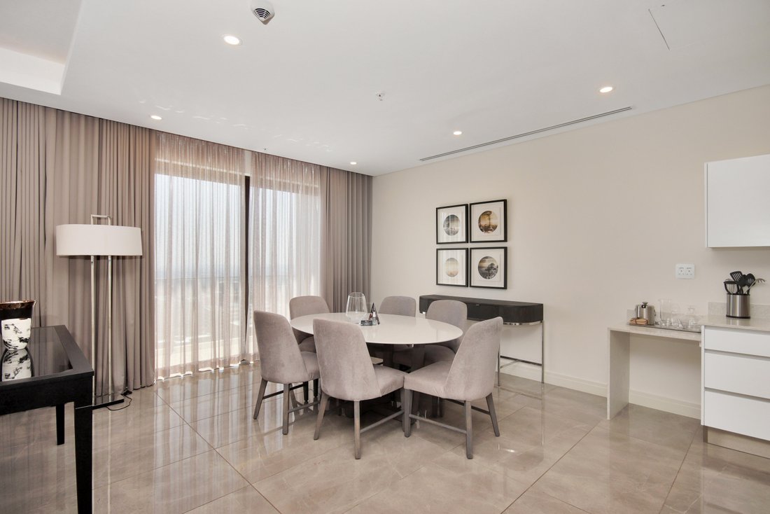 Apartment in Illovo, Chislehurston, Gauteng 5 - 17145332