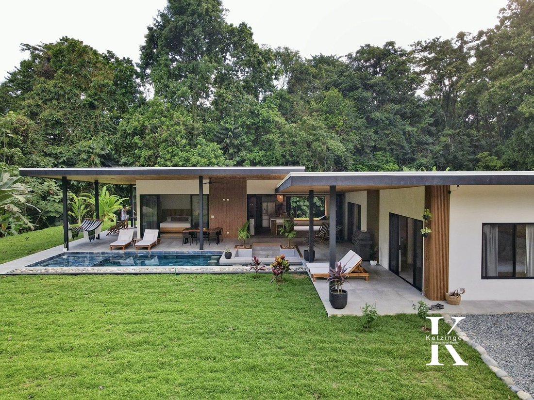 Villa in Ojochal, Puntarenas Province, Costa Rica 3 - 16769248