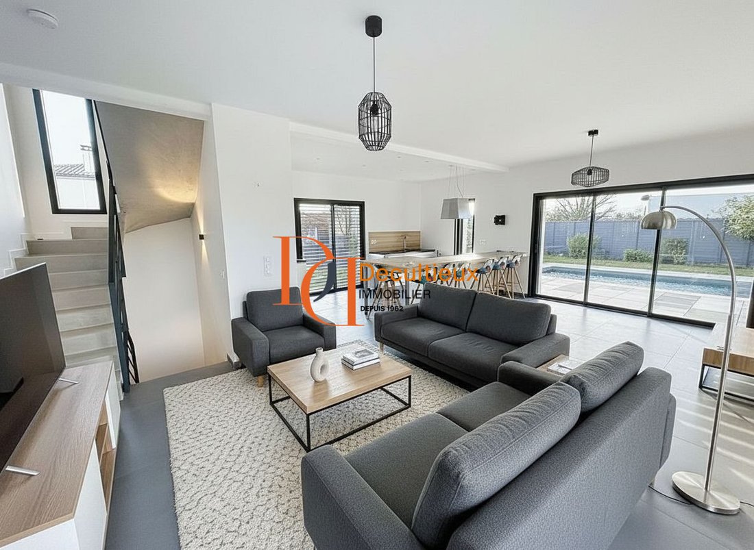 Villa in Montanay, Auvergne-Rhône-Alpes, France 3 - 17143911