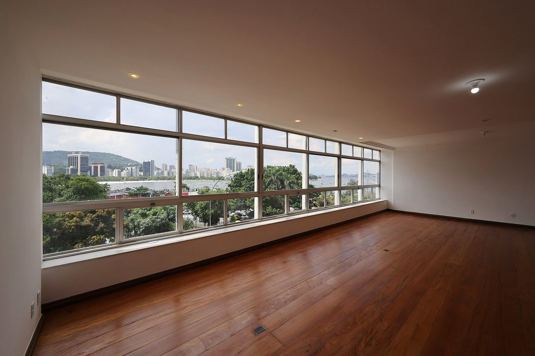 Apartment in Rio de Janeiro, State of Rio de Janeiro, Brazil 1 - 17144639