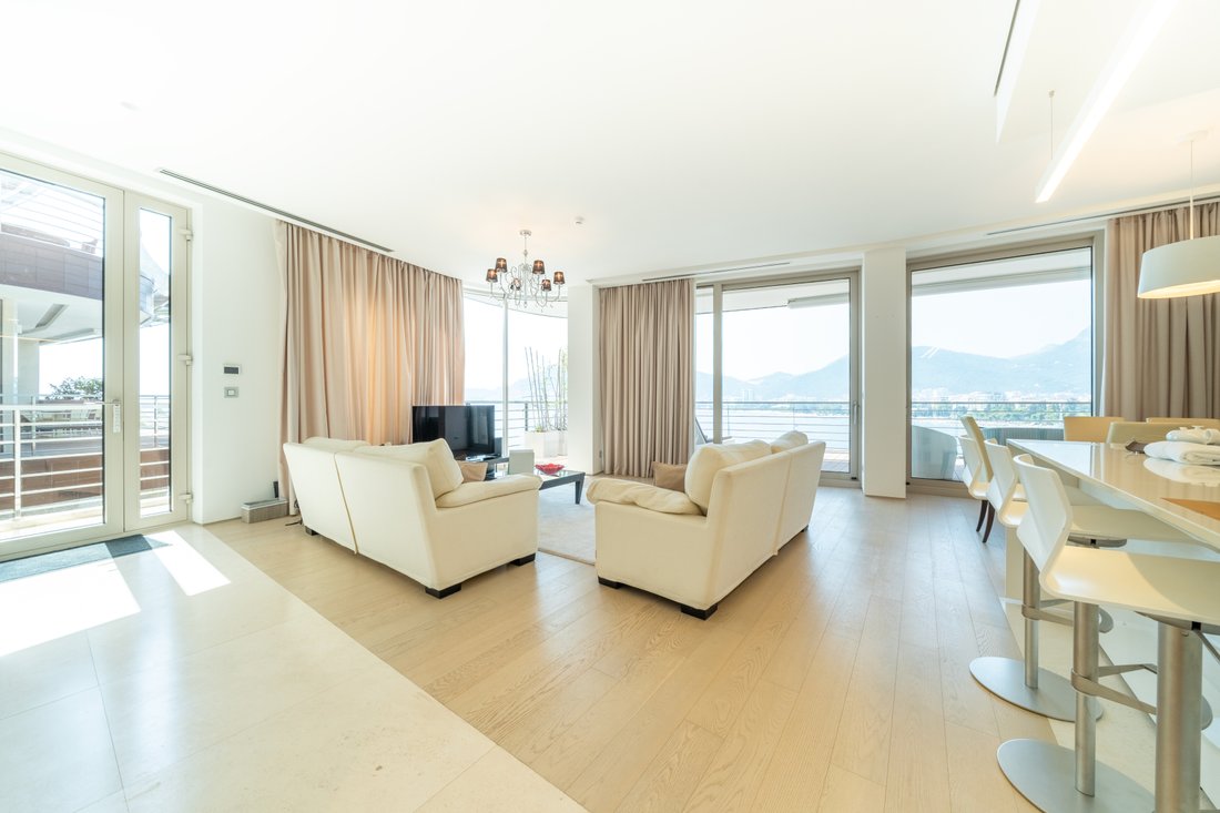 Apartment in Budva, Budva Municipality, Montenegro 1 - 17145081