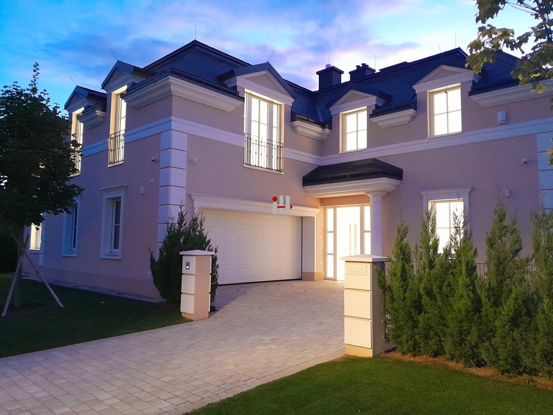 Villa in Oberwaltersdorf, Lower Austria, Austria 4 - 16444678