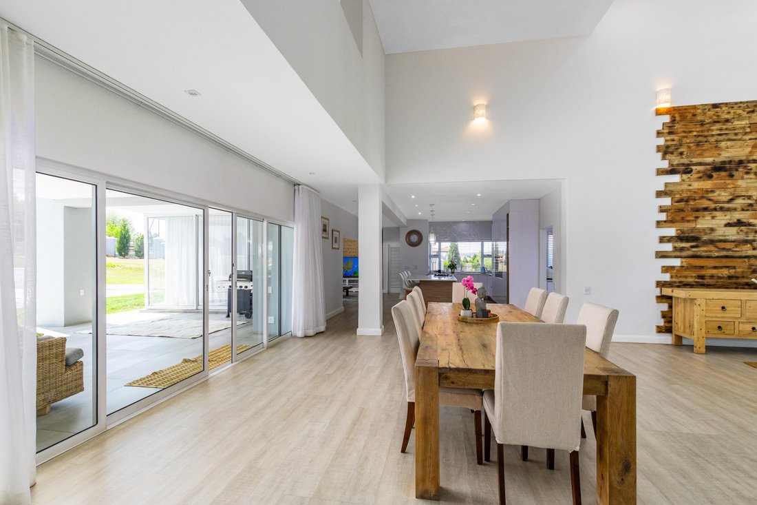 House in Midrand, Gauteng, South Africa 5 - 17145333