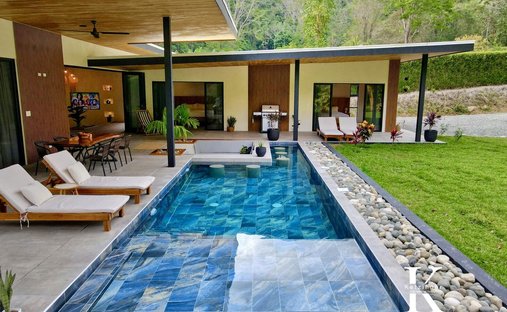 Villa in Ojochal, Puntarenas Province, Costa Rica 1
