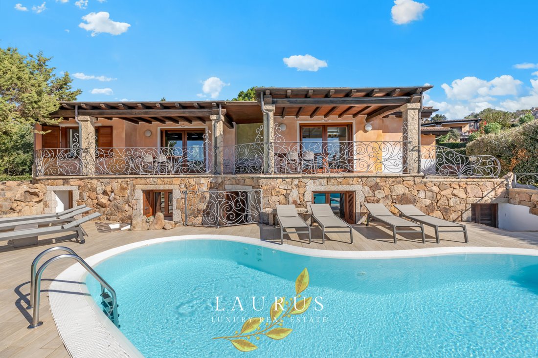 Villa in San Teodoro, Sardinia, Italy 1 - 17144524