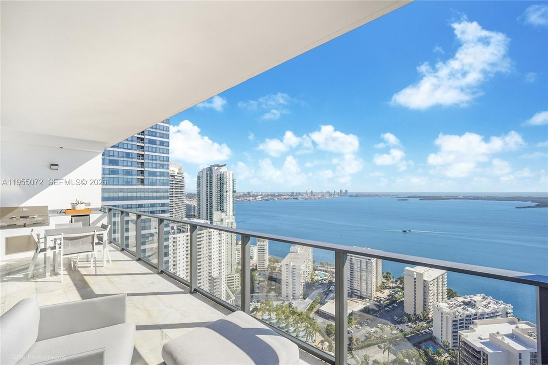 Condo in Miami, Florida, United States 1 - 17145022