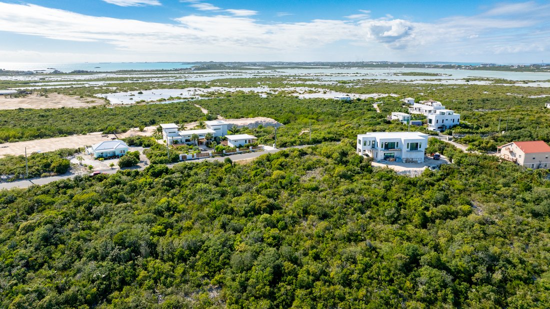 Land in Long Bay Hills, Caicos Islands, Turks and Caicos Islands 1 - 17144750