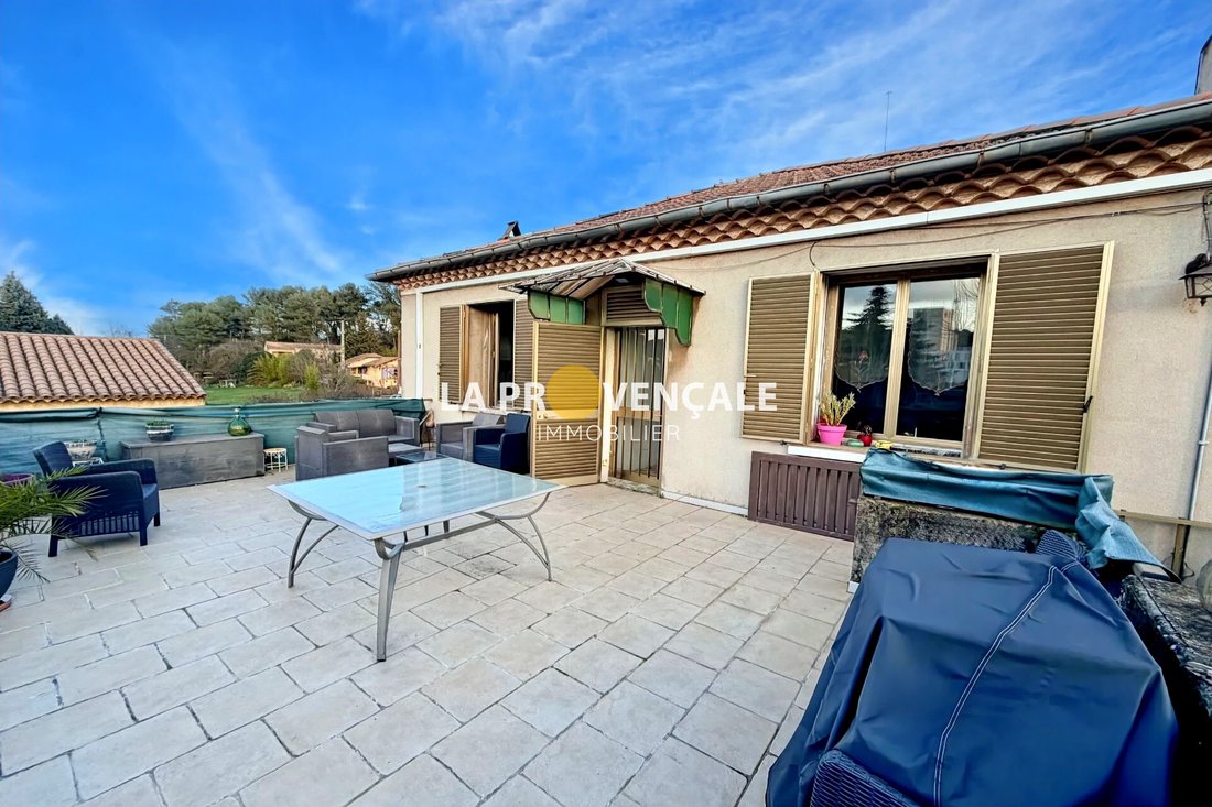 Villa in Vieille Ville-Cativel, Gardanne, France 2 - 17144850