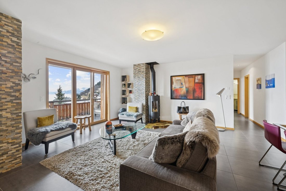 Superb Modern 3.5 Room Apartment Breathtaking View Cecb In B