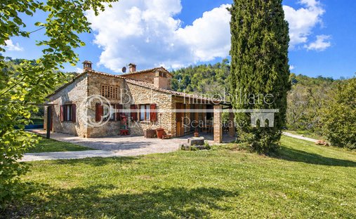 Villa in San Francesco, Pisa, Italy 1