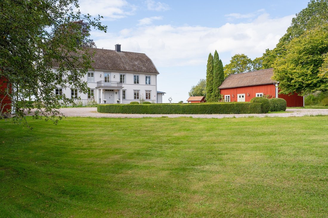 Estate in Linköping, Östergötland County, Sweden 3 - 17145090