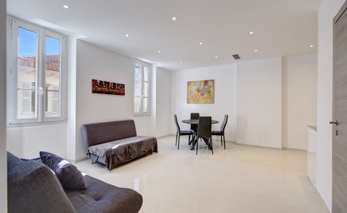 Apartment in Saint Nicolas, Cannes, France 1