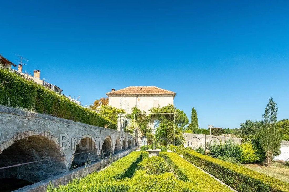 Villa in Valensole, Provence-Alpes-Côte d'Azur, France 2 - 17144862