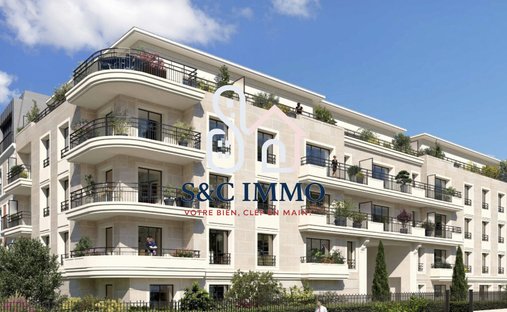 Apartment in Ledru Rollin, Le Perreux-sur-Marne, France 1