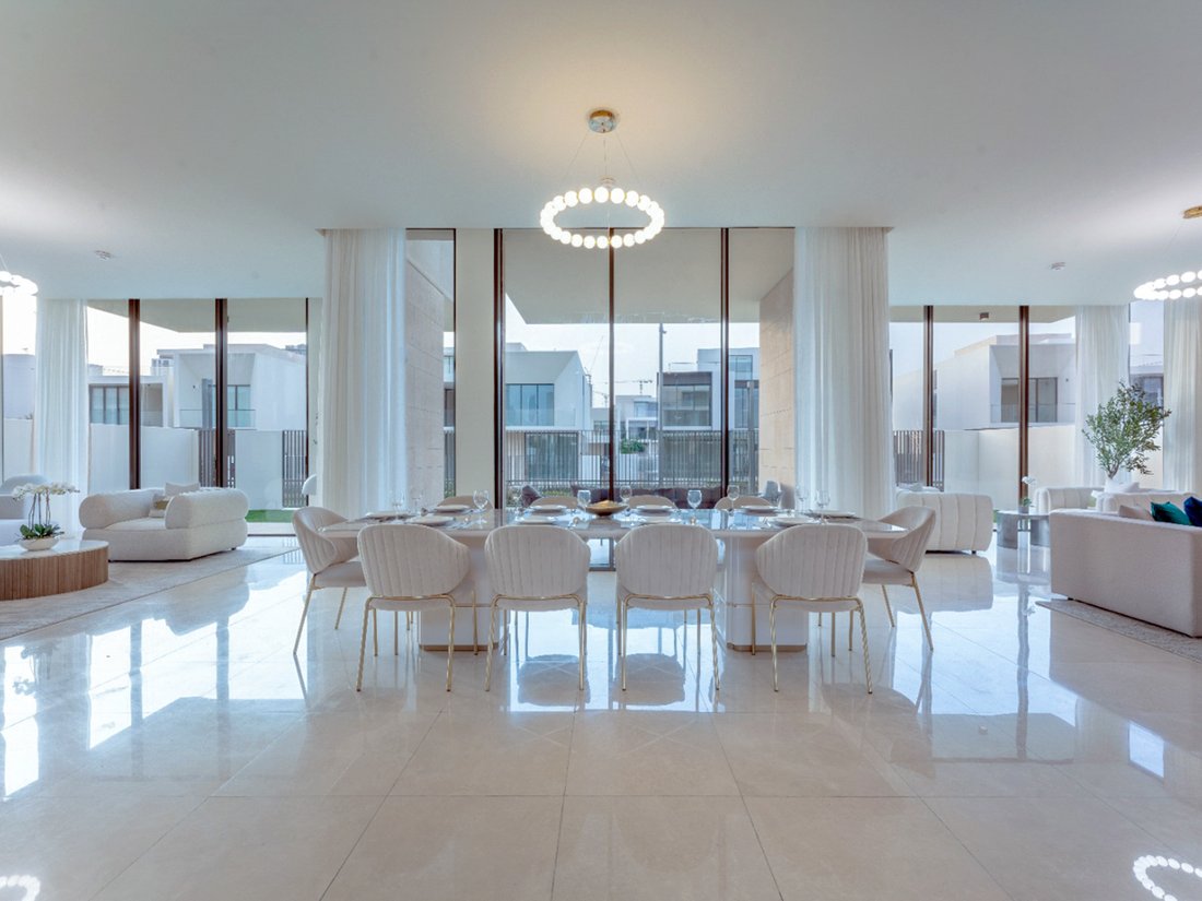 Villa in Hadaeq Sheikh Mohammed Bin Rashid, Dubai, United Arab Emirates 2 - 17145073