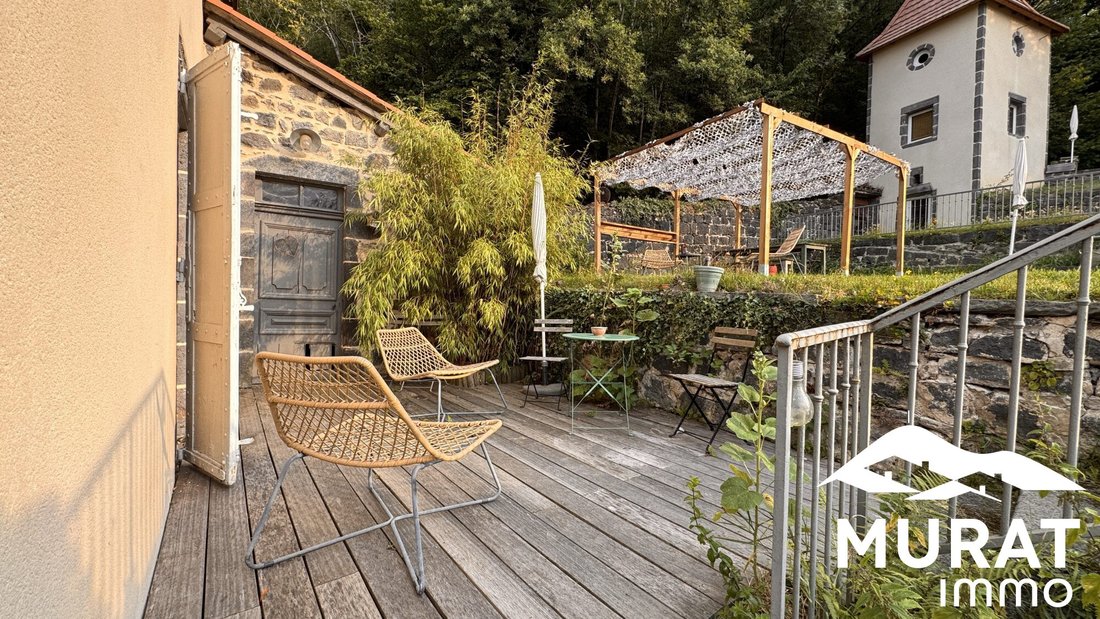 House in Pontgibaud, Auvergne-Rhône-Alpes, France 2 - 17143981