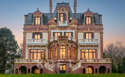Domaine à Villers-sur-Mer, Normandie, France 1