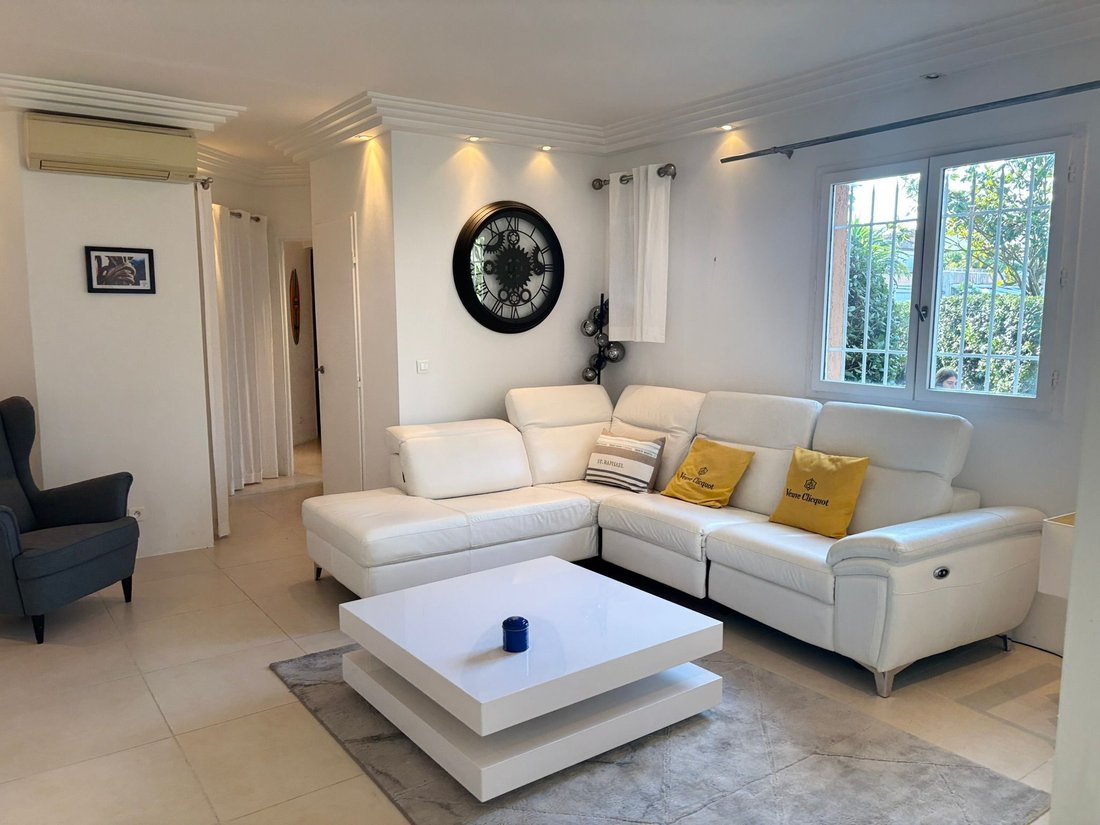 Apartment in Est, Cogolin, France 4 - 17145790