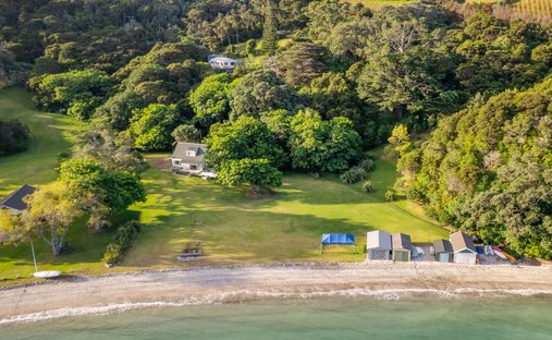 House in Waiheke Island, Auckland, New Zealand 1