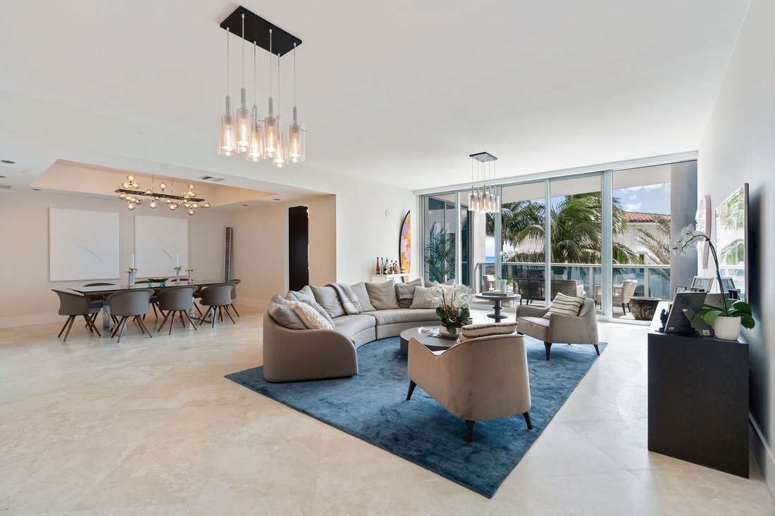 Condo in Miami Beach, Florida, United States 1 - 17145892