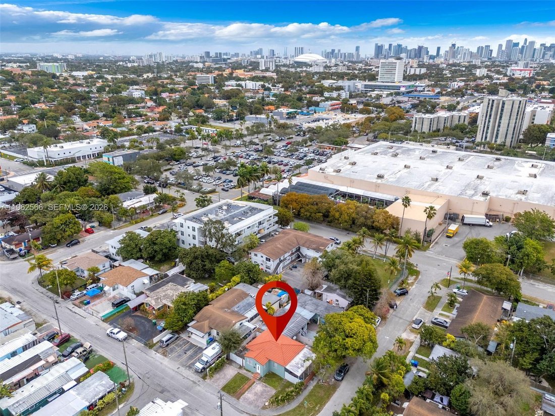 House in Miami, Florida, United States 5 - 17145996