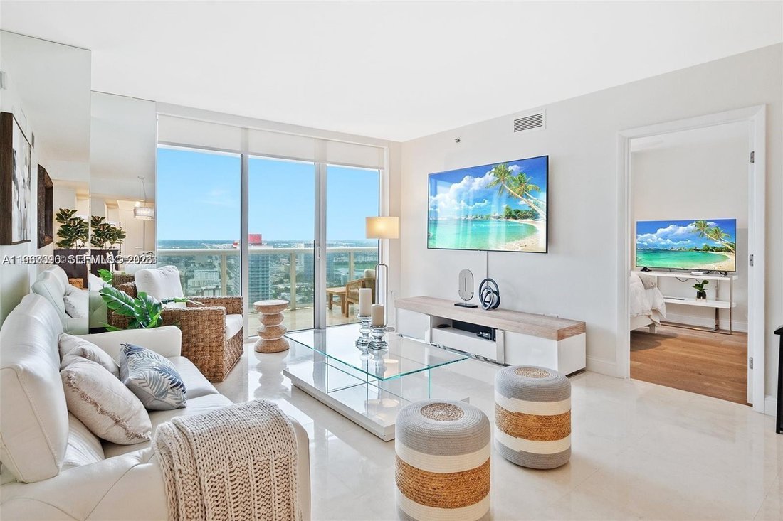 Condo in Hallandale Beach, Florida, United States 2 - 17145993