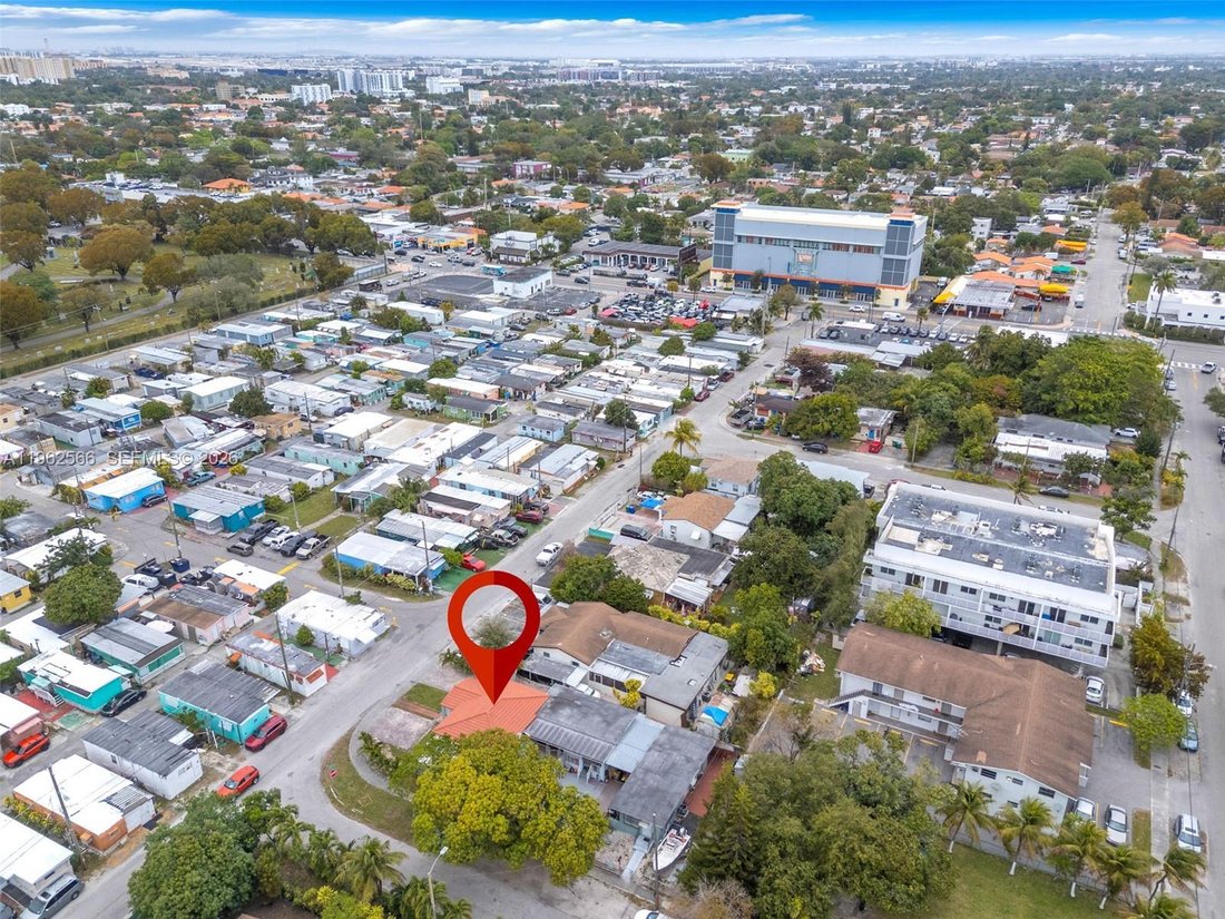 House in Miami, Florida, United States 4 - 17145996