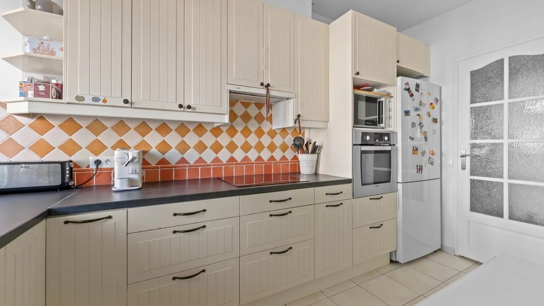 Apartment in Marnes-la-Coquette, Ile-de-France, France 5 - 17146086