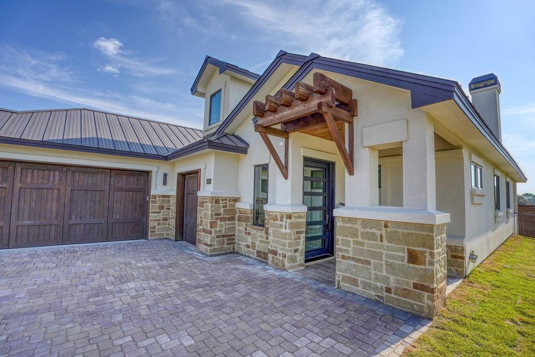 House in Spicewood, Texas, United States 3 - 17146141